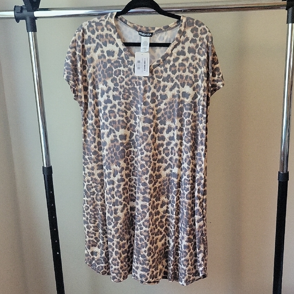 HEIMISH USA Leopard Print V-Neck Dress